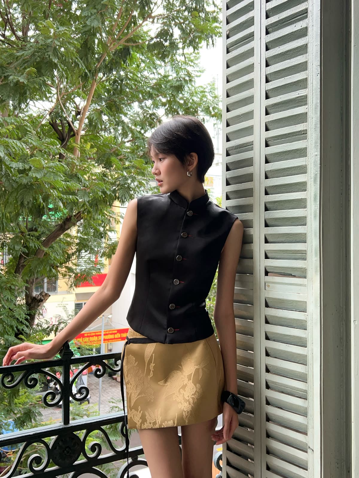 Thảo, Thome Designs, frame 4 of 7